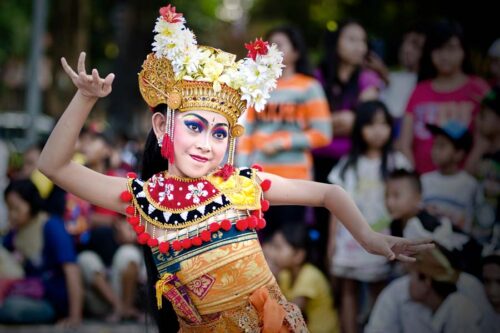 costume-danseuse-bali